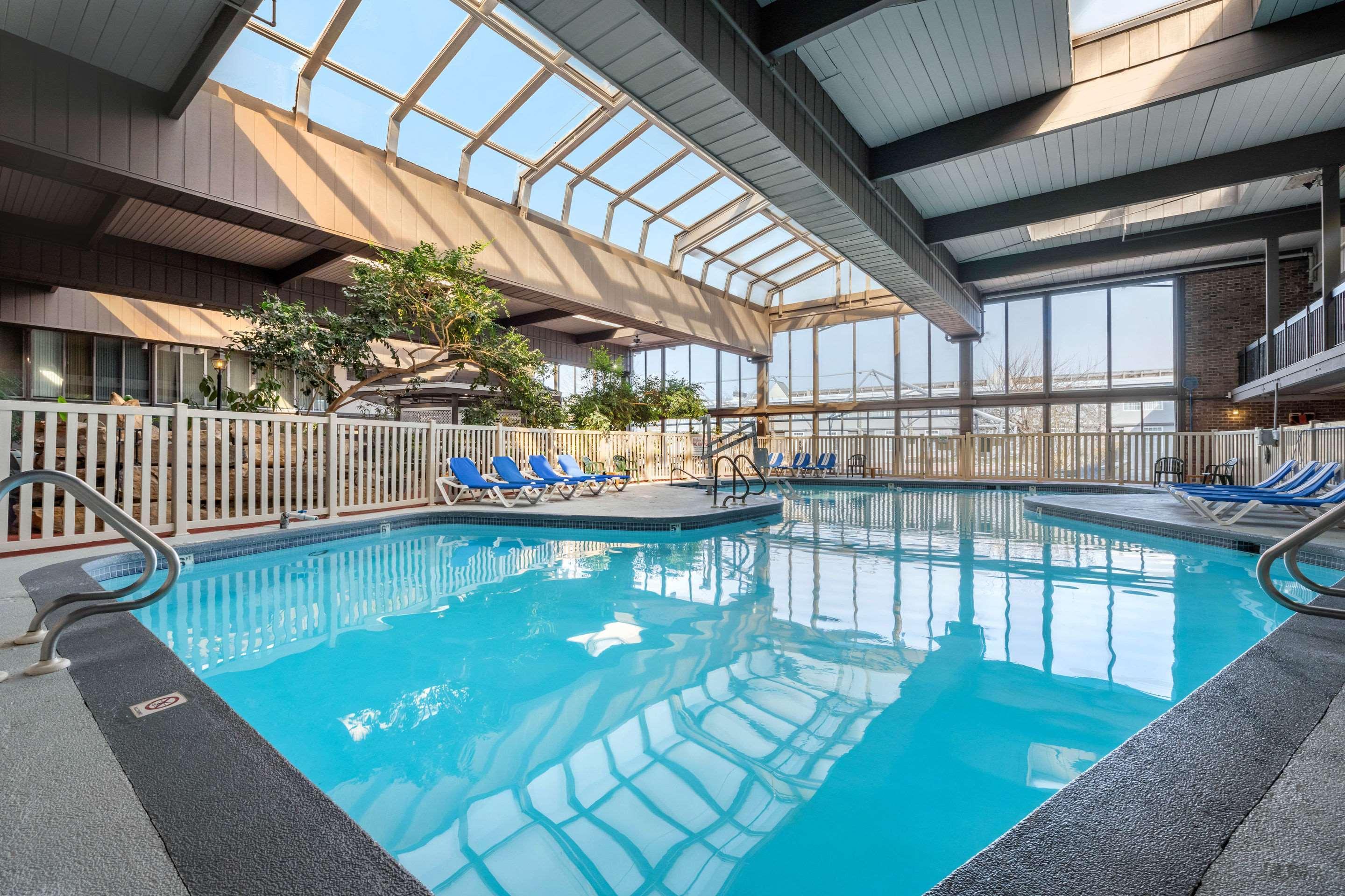 Clarion Hotel And Conference Center Harrisburg West New Cumberland Exterior foto